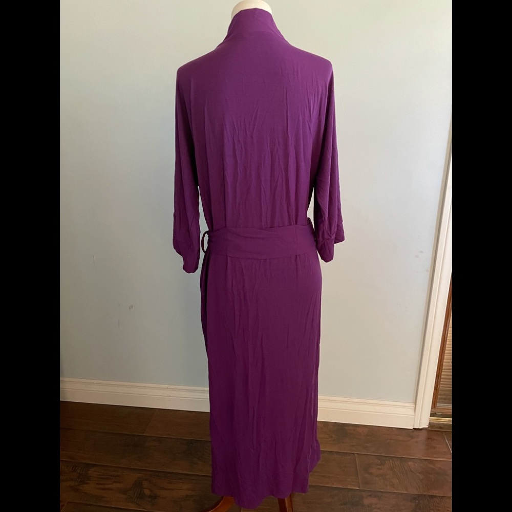 NWOT Women’s Robe Size Small - Picture 6 of 11